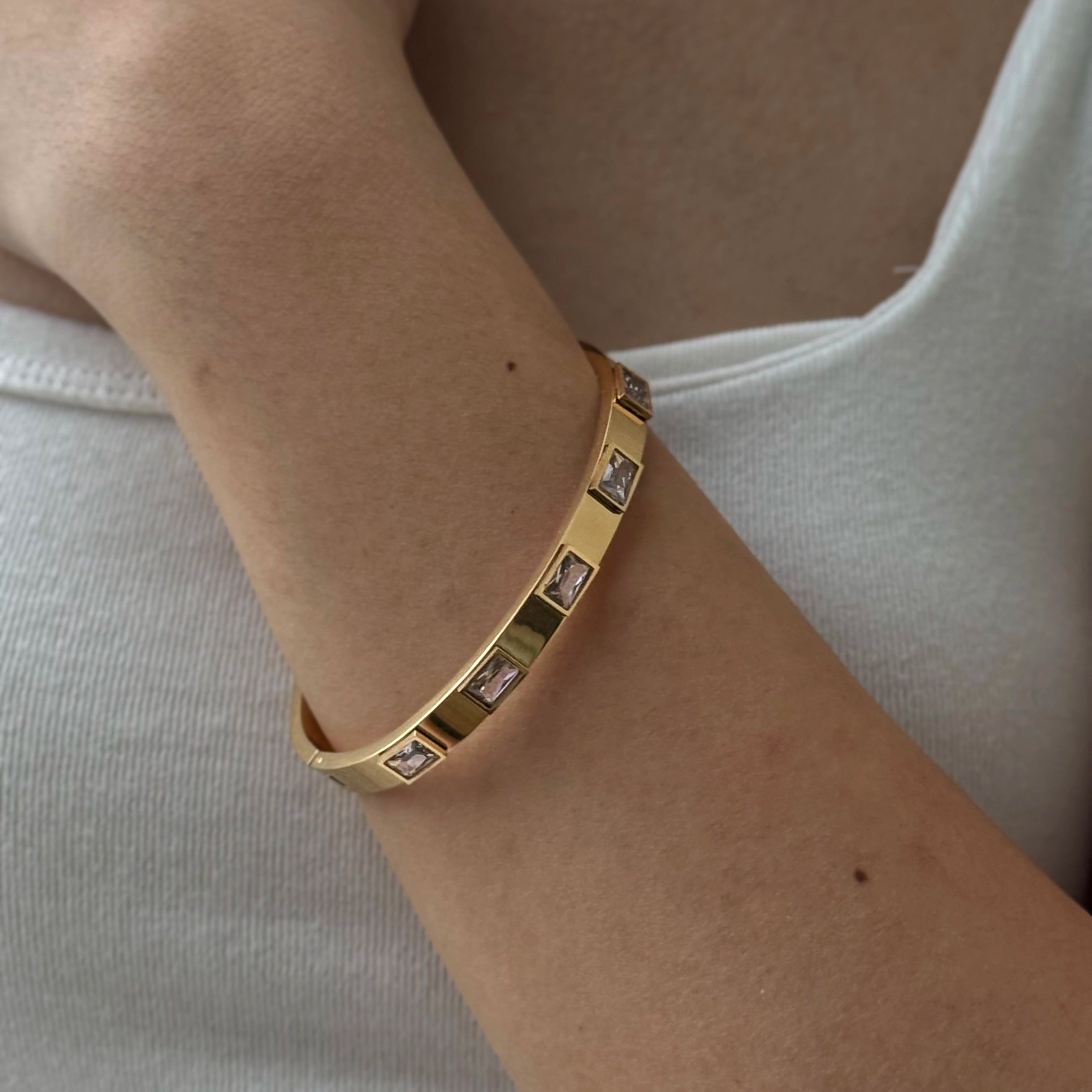 Baguette Glow Bangle