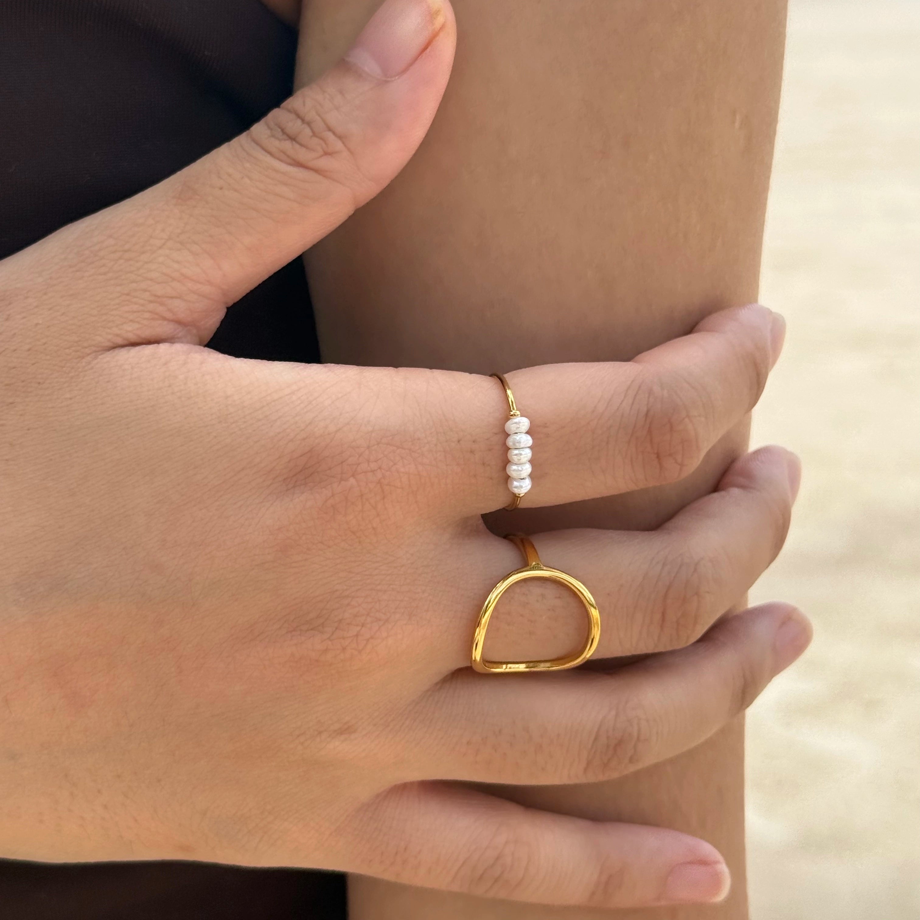 Oval Ring