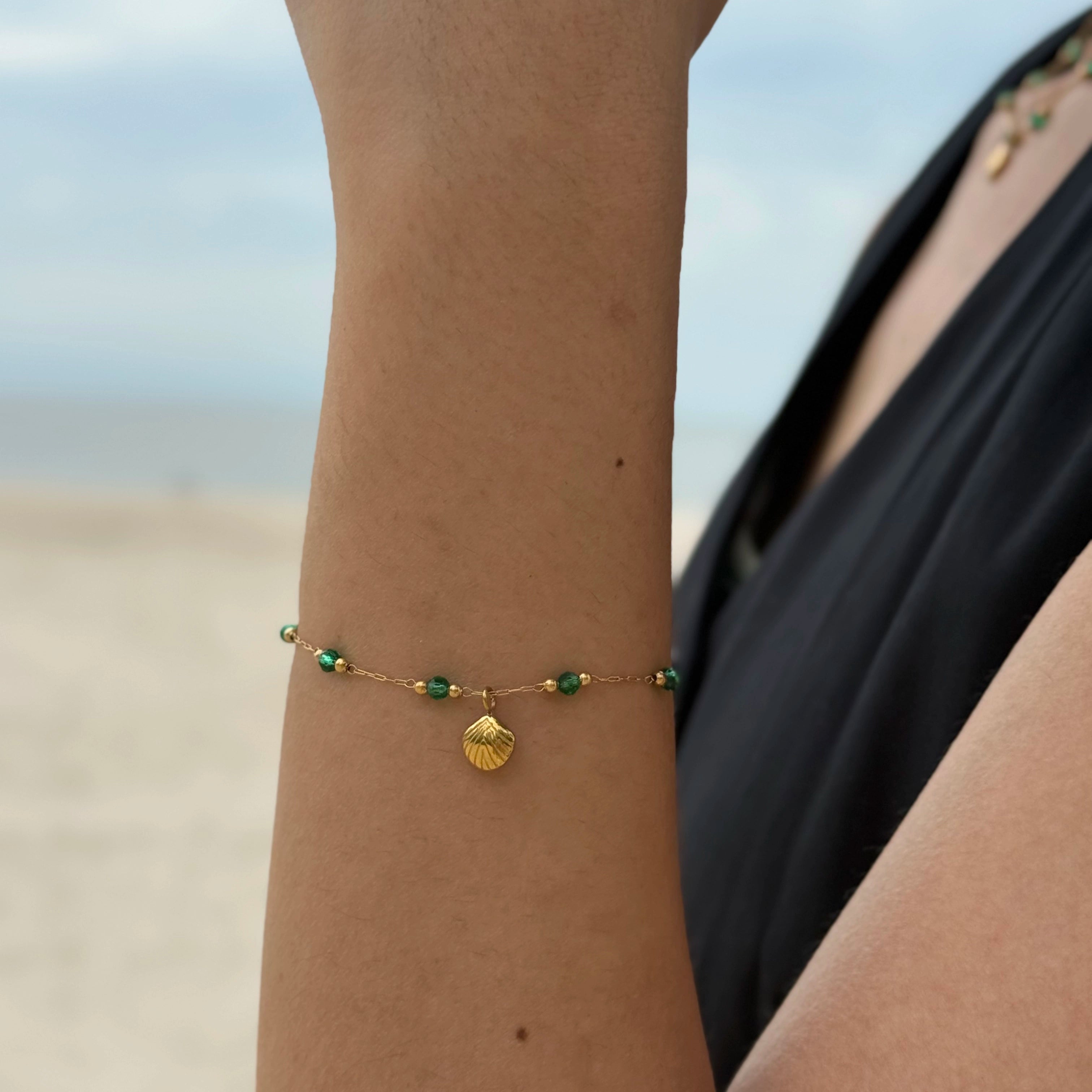 Emerald Crystal Shell Bracelet