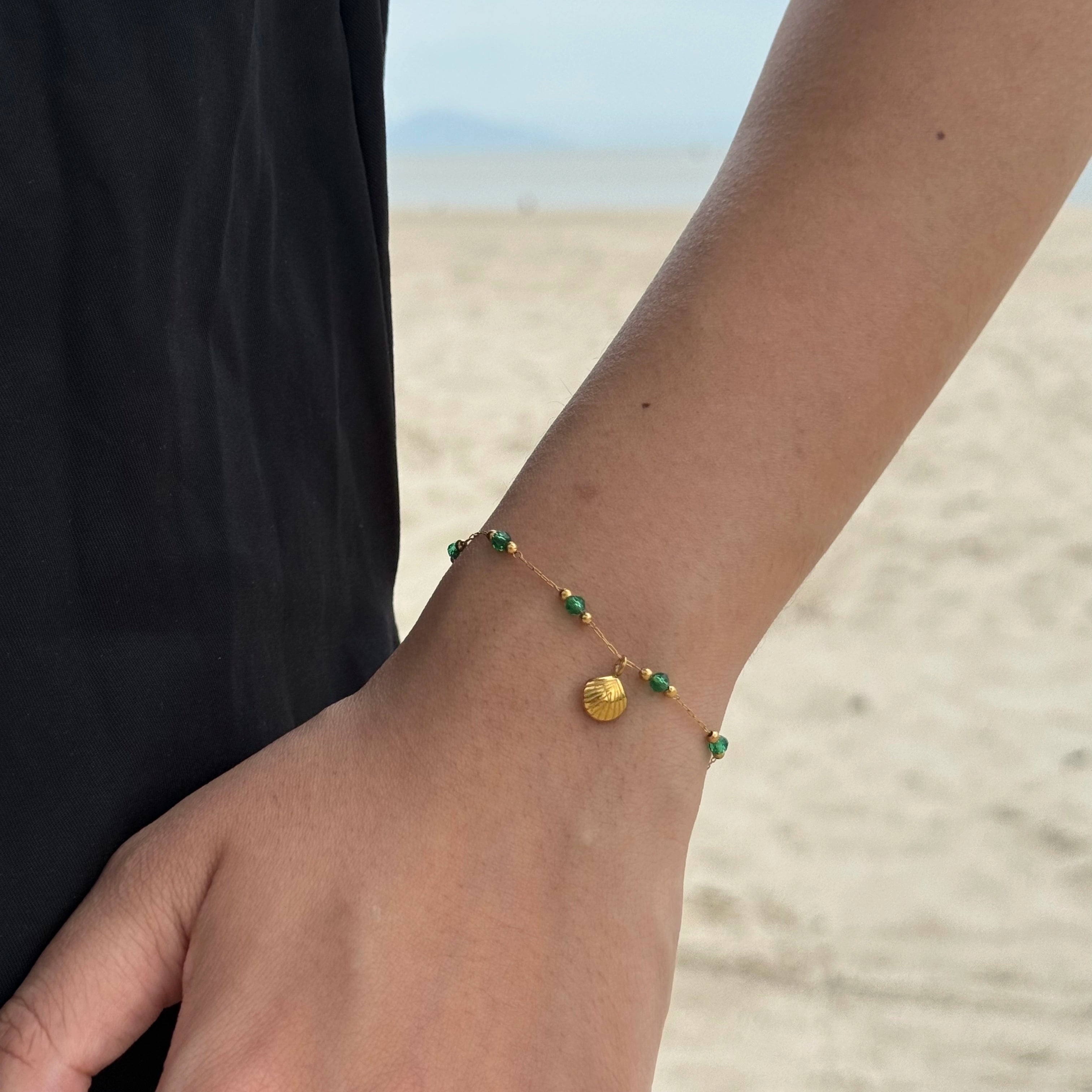 Emerald Crystal Shell Bracelet