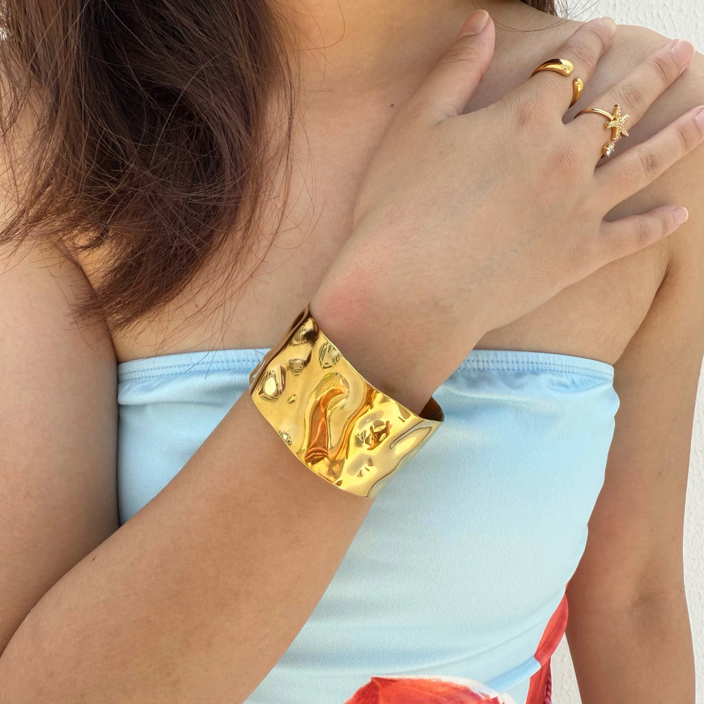 Crinkle Gold Cuff Bangle