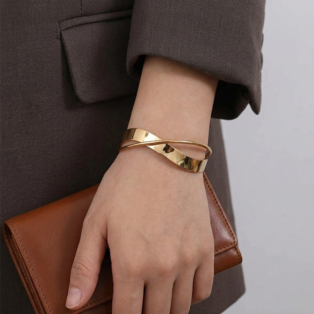 Lira Cuff