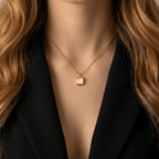 Quora Necklace