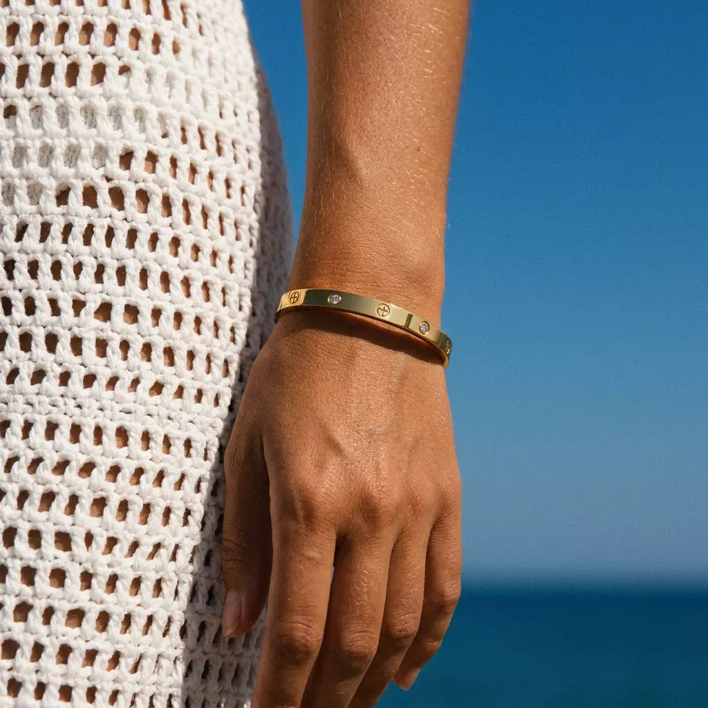Screw Detail Zircon Bangle