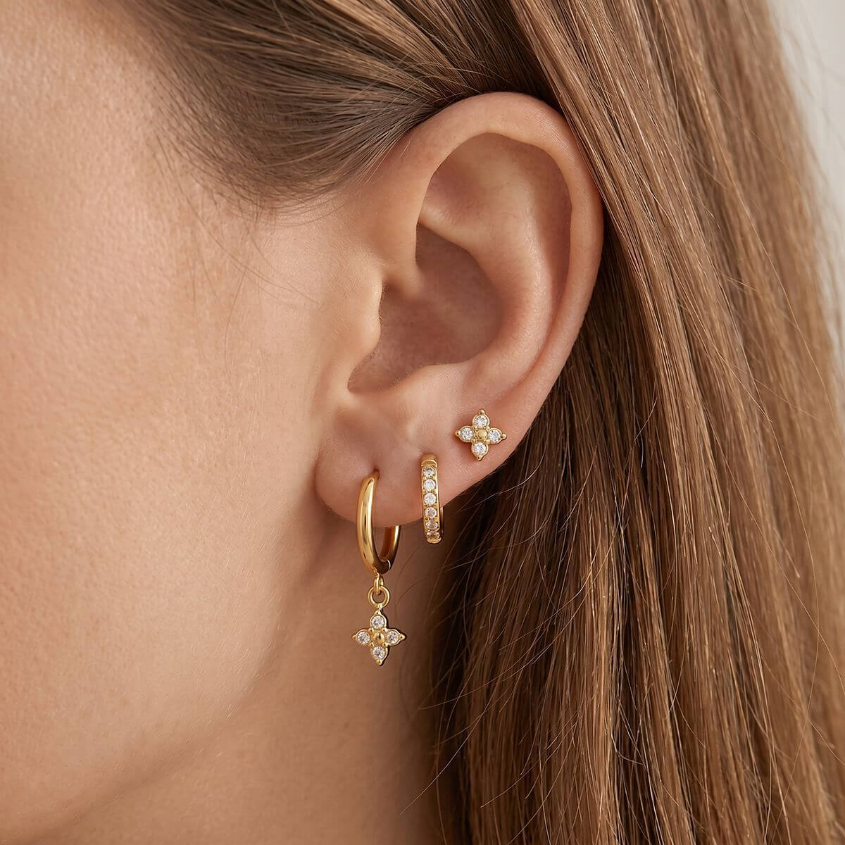 Clover Earrings‑Gold‑Clear 3 Pieces