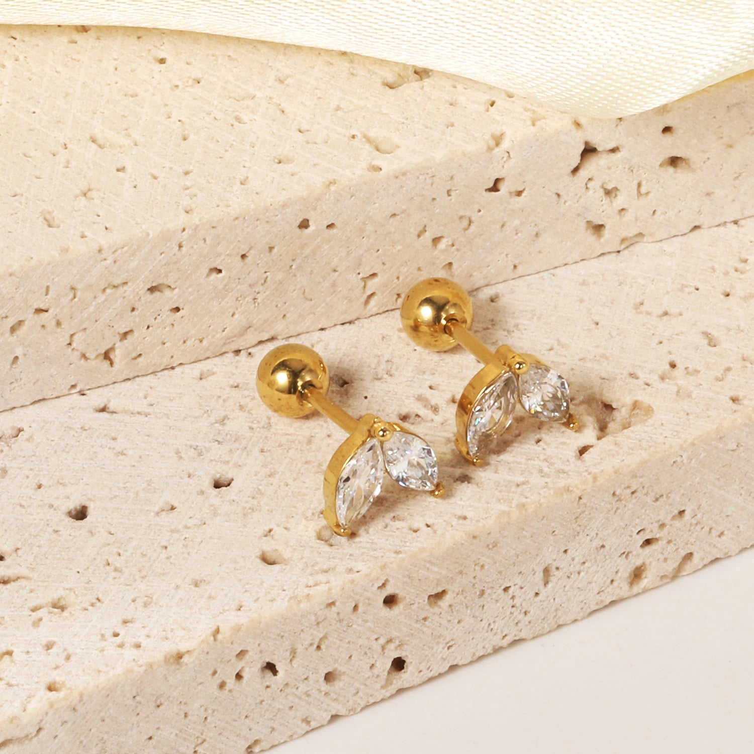 Veyra V Stud Earrings