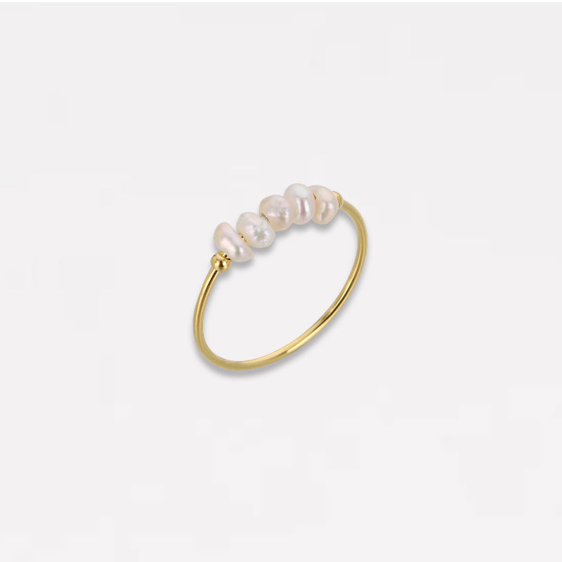 Lumi Pearl Ring