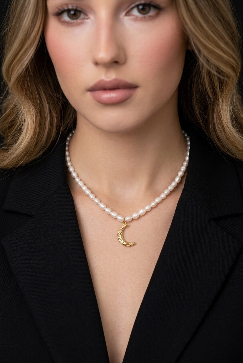 Selene Necklace