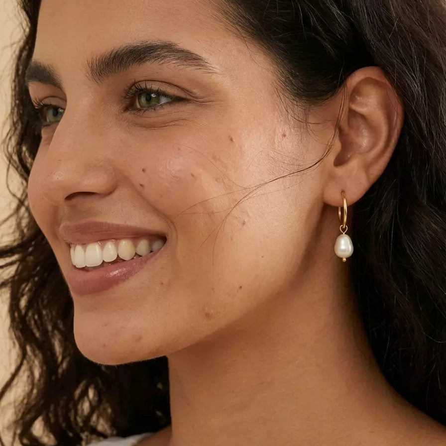 Luna Pearl Earrings