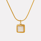 Quora Necklace