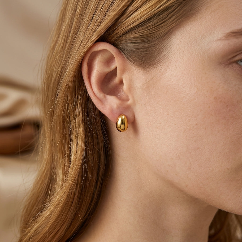 Elara Oval Stud Earrings